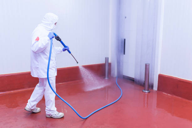 Best Animal Enclosure Cleaning  in Santa Rosa, NM